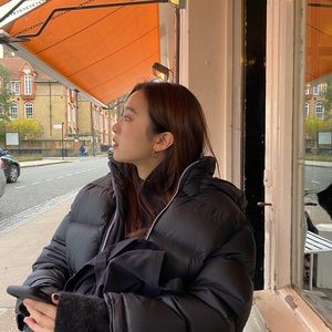 Meet your Posher, Helen